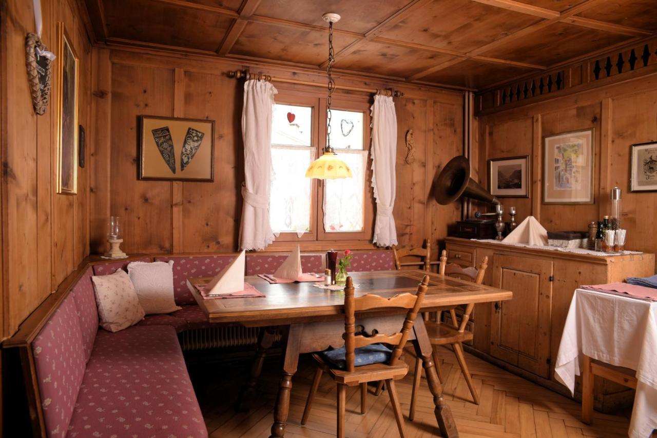 Gasthaus Kreuz Schruns Esterno foto